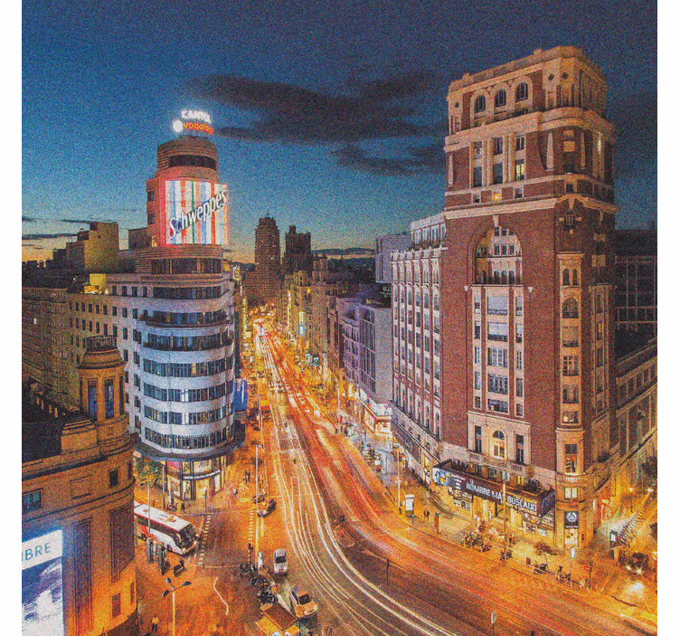 Tenda a rullo soggiorno movimento gran via sera - TenStickers