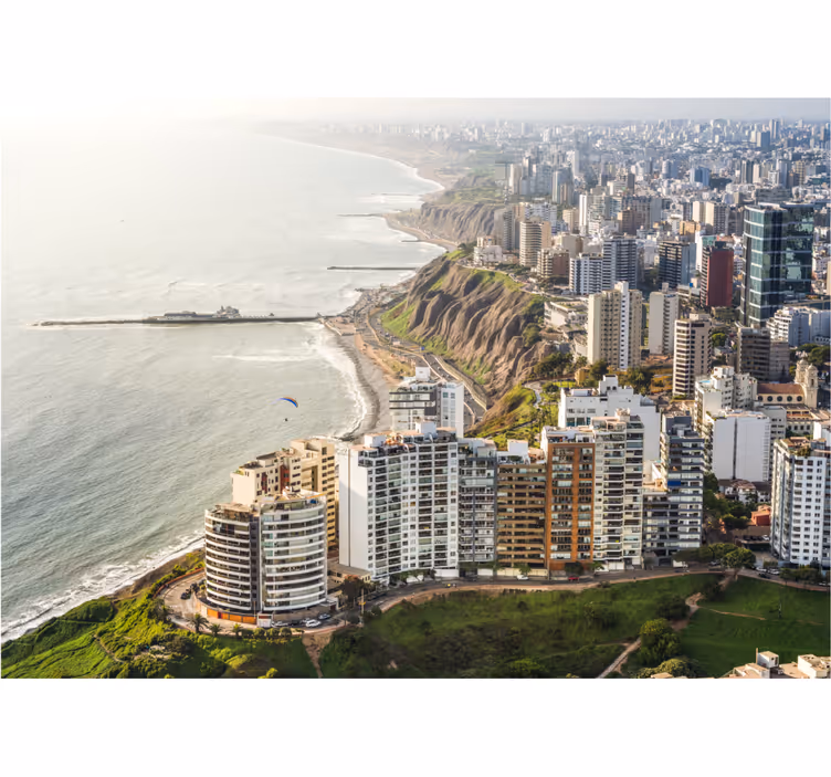 Tenda a rullo camera da letto vista lima - TenStickers