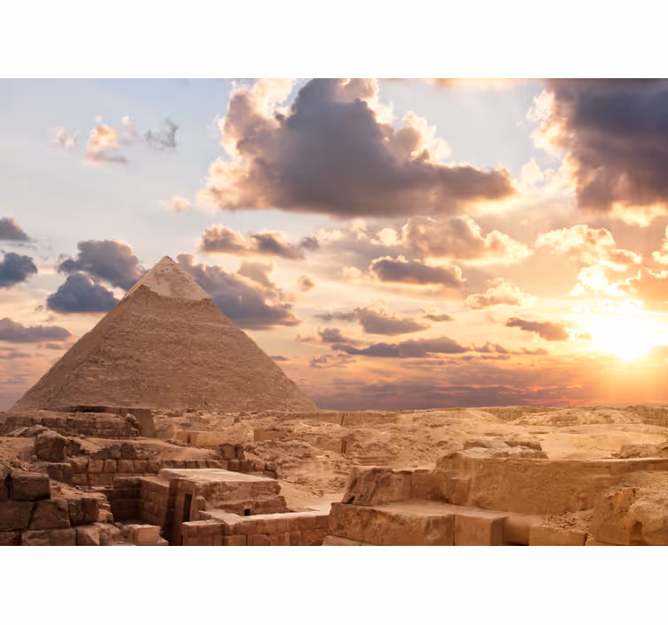 Fotomurale città vista del tramonto sulla piramide - TenStickers
