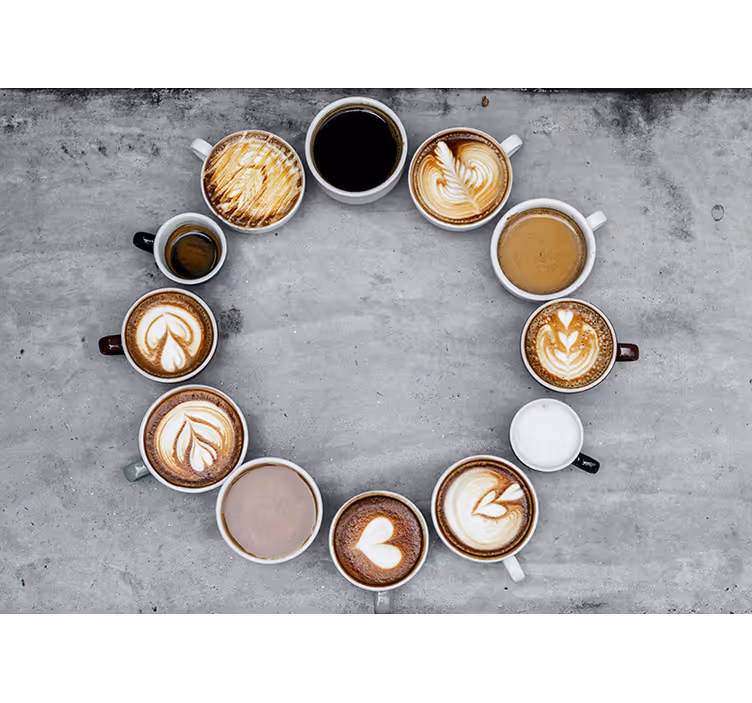 Fotomurale Diverse tazze da caffè in cerchio - TenStickers