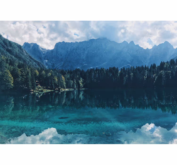 Fotomurale paesaggi lago dell'eco di montagna - TenStickers