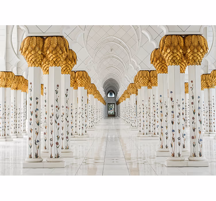 Fotomurale africano atrio con colonne maestose - TenStickers