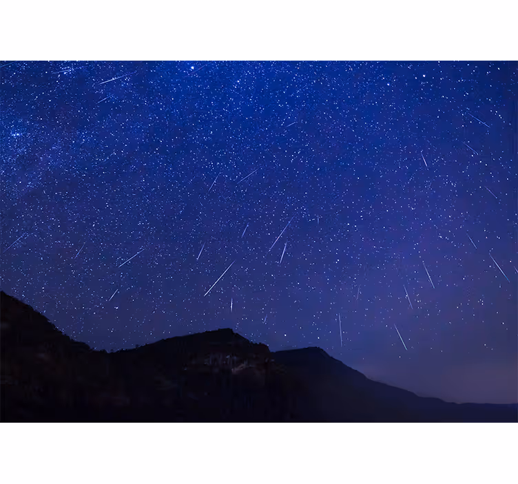 Fotomurale montagna comete celestiali notturne - TenStickers