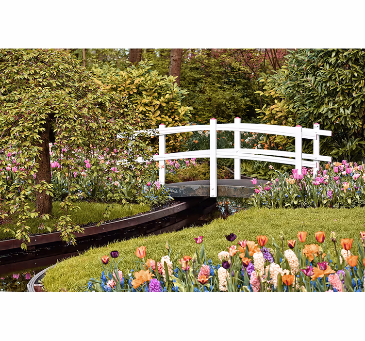 Fotomurale paesaggi ponte nel giardino sereno - TenStickers