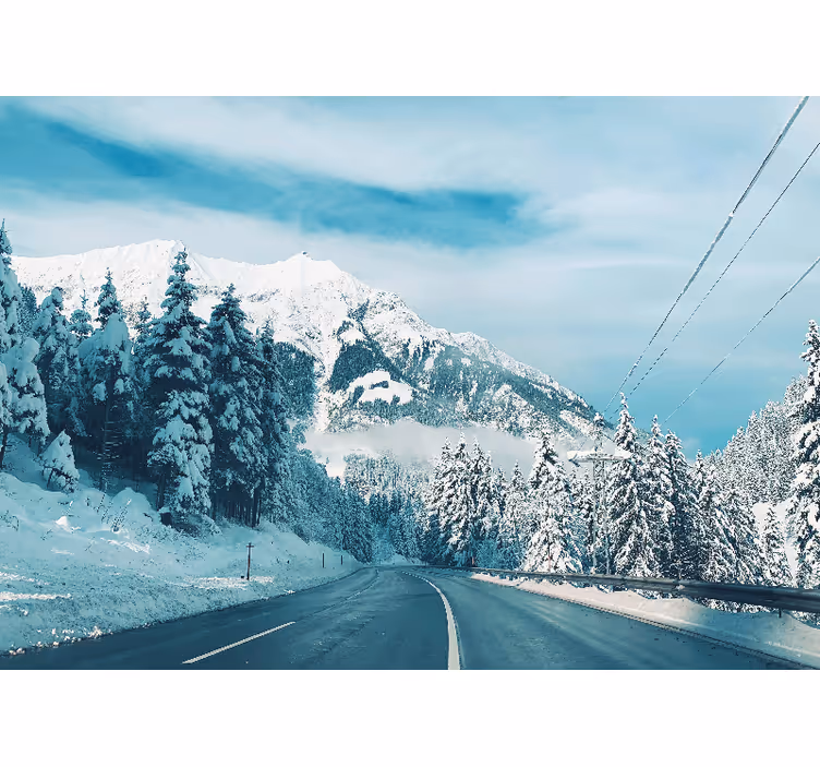 Fotomurale montagna strada di montagna innevata - TenStickers