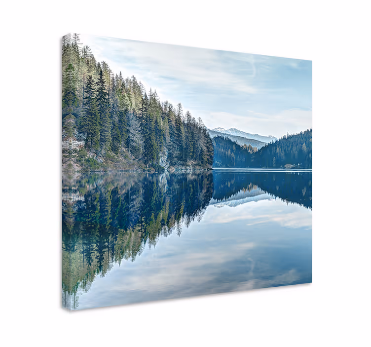 Dipinto di paesaggio riflesso di un lago tranquillo - TenStickers