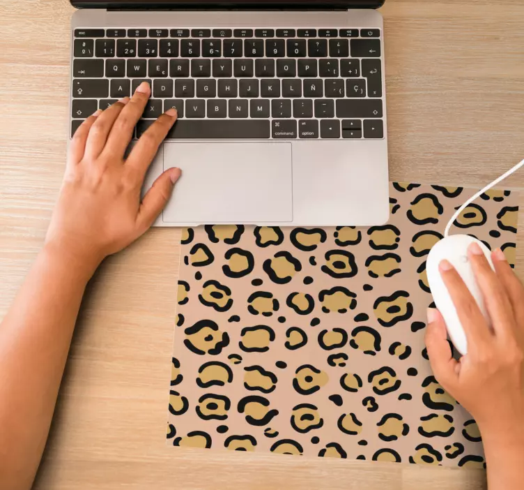 Tappetino mouse con motivi e texture stampa leopardata - TenStickers