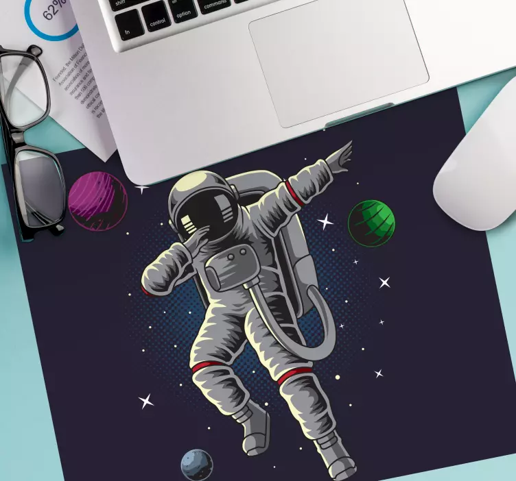 Tappetino mouse gaming astronauta in orbita - TenStickers