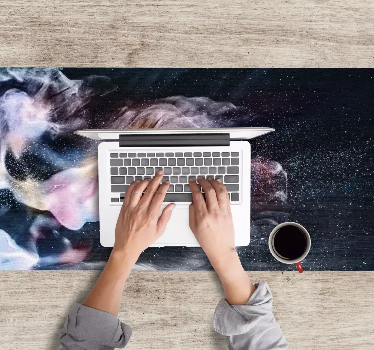 Tappetino mouse gaming vortici di nuvole cosmiche - TenStickers