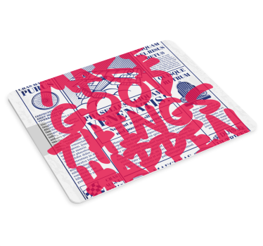 Tappetino mouse con frase una cosa buona accade - TenStickers