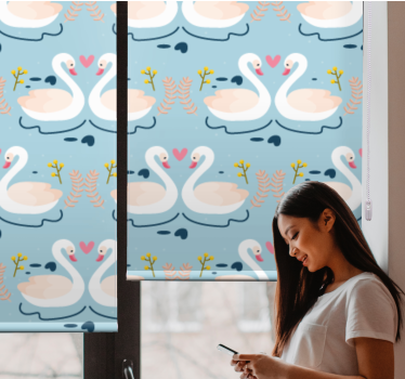Tenda a rullo animali modello di cigni affascinanti - TenStickers