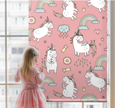 Tenda a rullo disegni Simpatici unicorni e su sfondo rosa - TenStickers