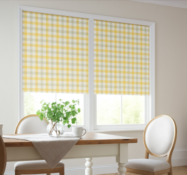 Tenda a rullo sala da pranzo modello picnic giallo - TenStickers