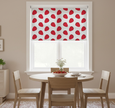 Tenda a rullo sala da pranzo motivo fragole rosse su bianco - TenStickers