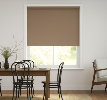 Tenda a rullo sala da pranzo tonalità marrone arachidi - TenStickers