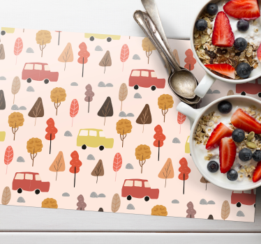 Tovaglietta americana infantile alberi colorati con auto - TenStickers