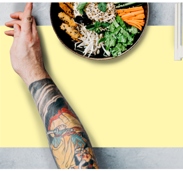 Tovaglietta americana textu ciotola sushi braccio tatuato - TenStickers