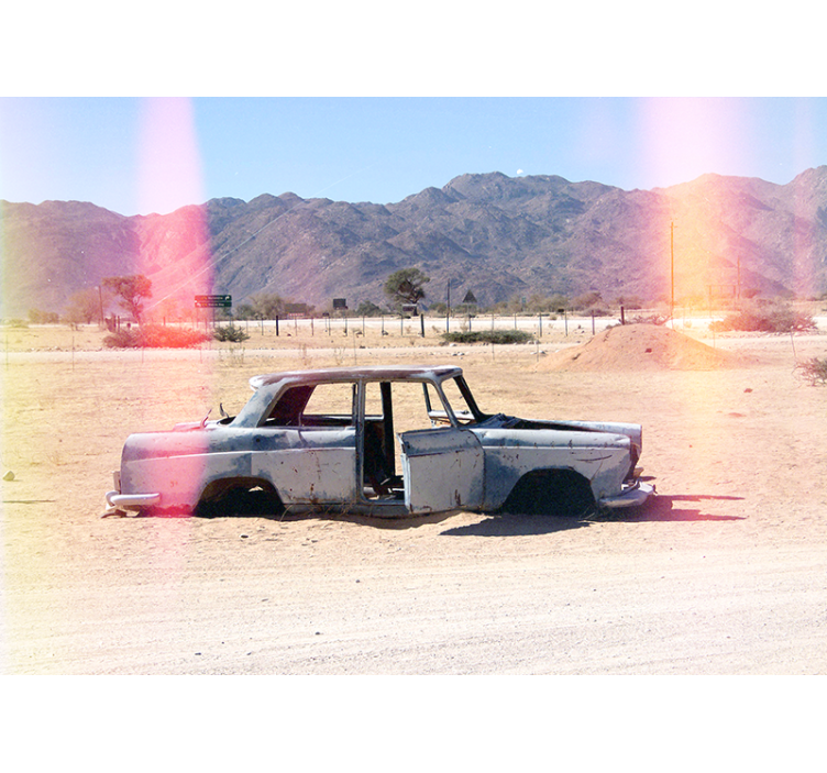 Fotomurale veicoli auto d'epoca abbandonata - TenStickers