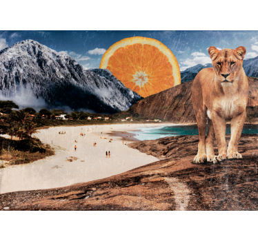 Fotomurale animali scena di leoni in spiaggia - TenStickers