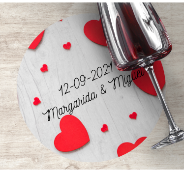 Sottobicchieri matrimonio cuori e data personalizzati - TenStickers