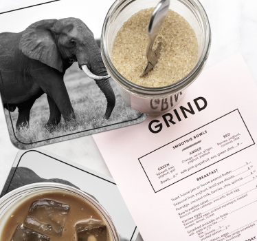 Sottobicchieri nerd motivo sagoma di elefante - TenStickers