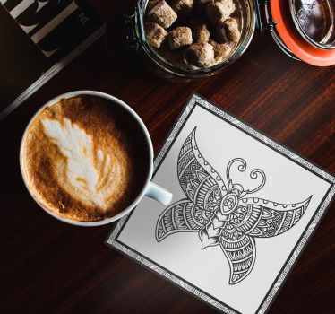 Sottobicchieri vintage motivo farfalla intricata - TenStickers
