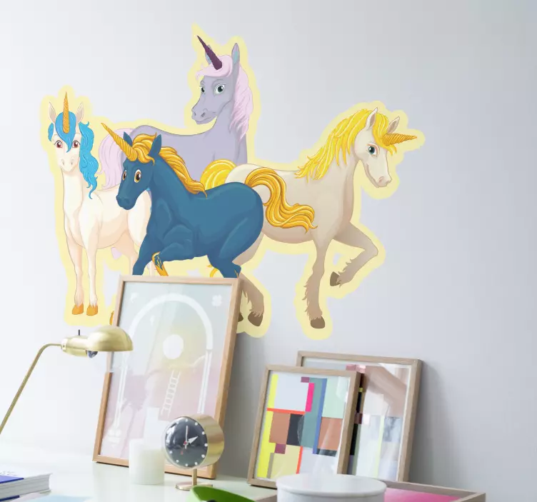 Adesivo per bambini assortimento di unicorni - TenStickers