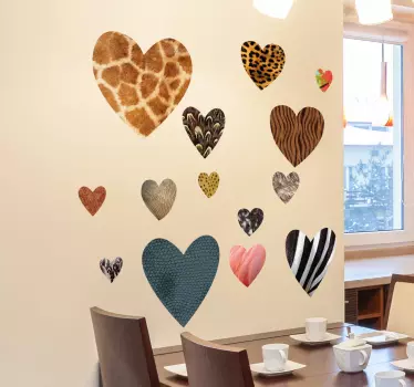 Adesivi d'amore cuori con stampa animalier - TenStickers