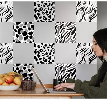 Adesivo decorativo piastrelle eleganti a motivi - TenStickers