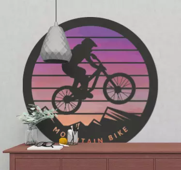 Adesivo sport estremo silhouette biker di montagna - TenStickers