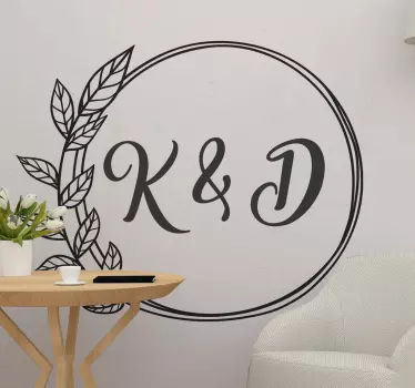 Adesivo testata letto cerchio iniziali personalizzabili - TenStickers