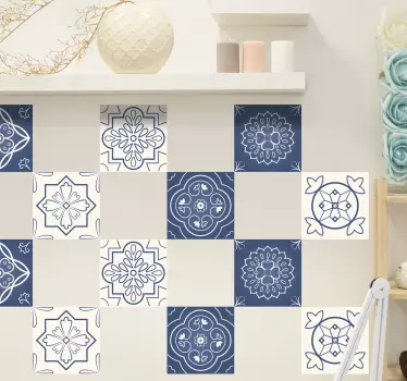 Adesivo murale decoro floreale - TenStickers