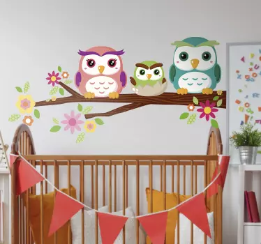 Adesivo murale tre gufi su ramo - TenStickers