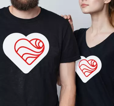 Maglietta fidanzati abbraccio modello cuore - TenStickers