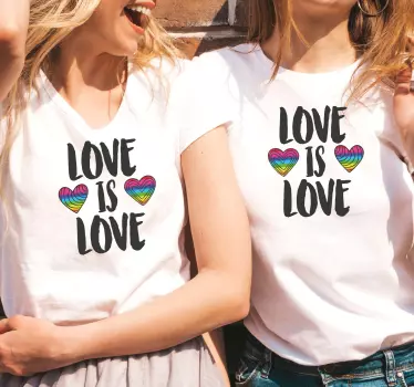 Maglietta fidanzati amore È amore cuori - TenStickers