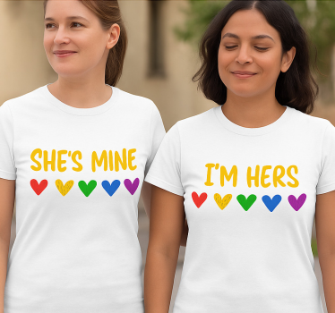 Maglietta fidanzati lgbt lei è mia - TenStickers