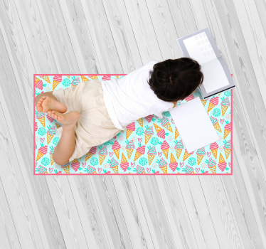 Tappeto vinile per bambini divertimento con il gelato - TenStickers